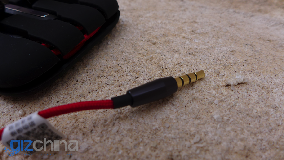 1More Design Super Bass EarPhones review