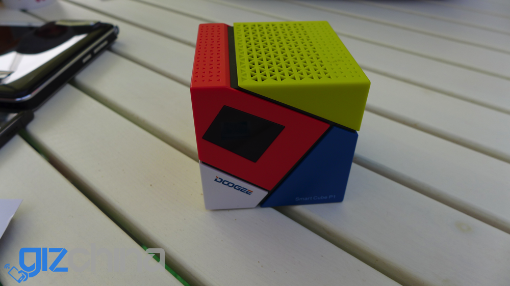 Doogee P1 Projector Review - Great idea, major issues