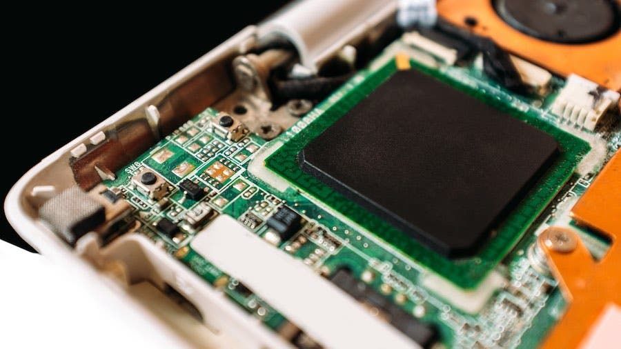 What’s inside your smartphone?
