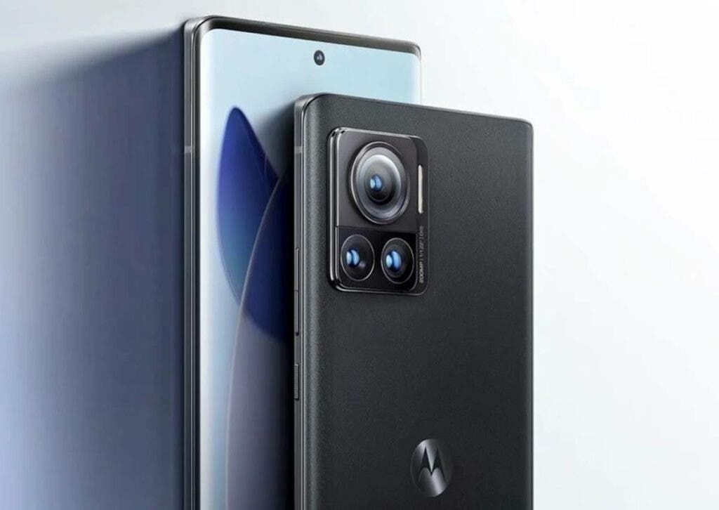 Moto Edge 30 Ultra leaked official video corroborate previous leaks