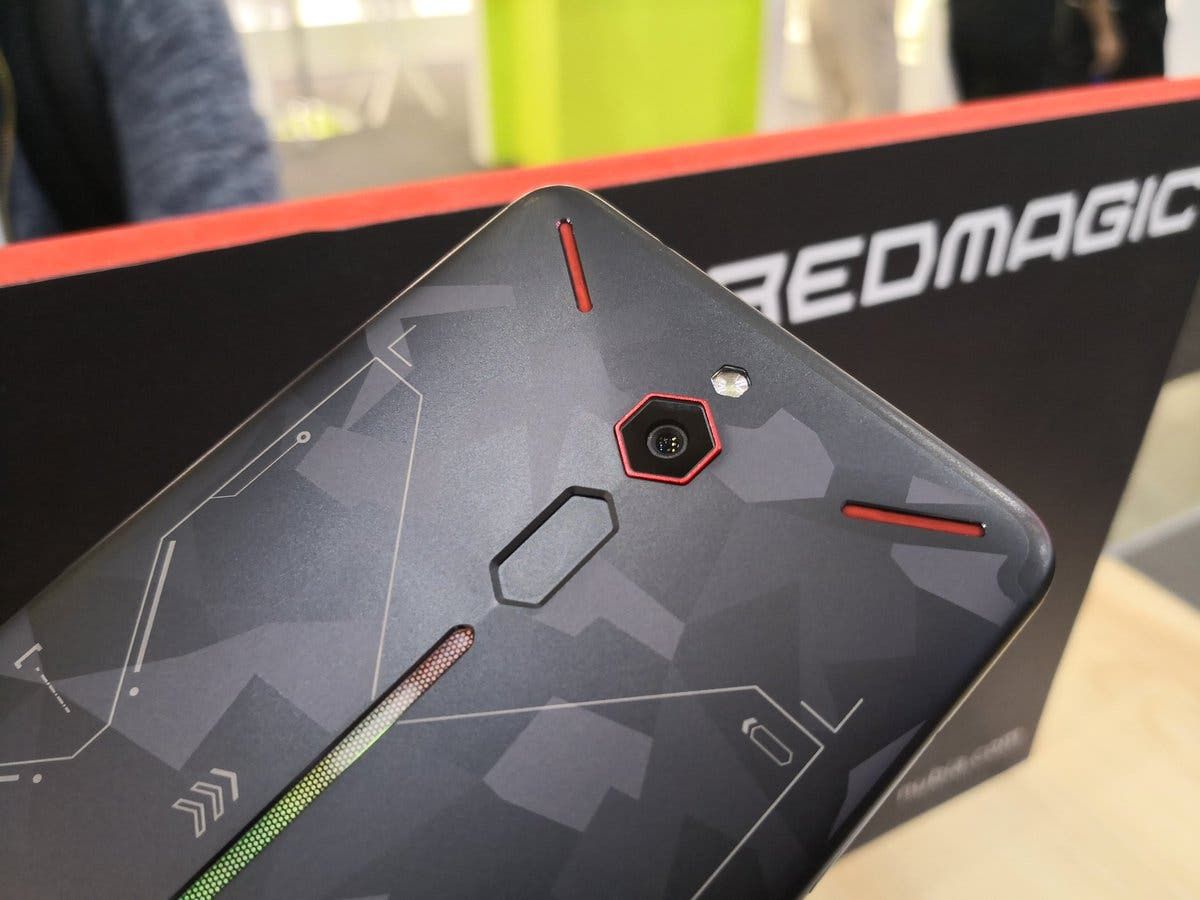 Nubia Red Devil with 10GB of RAM Launched at 3888 Yuan ($560)