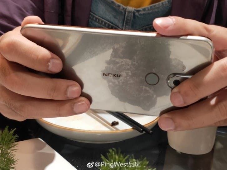 Nokia 7.1 Plus/X7 appears in new real-life images