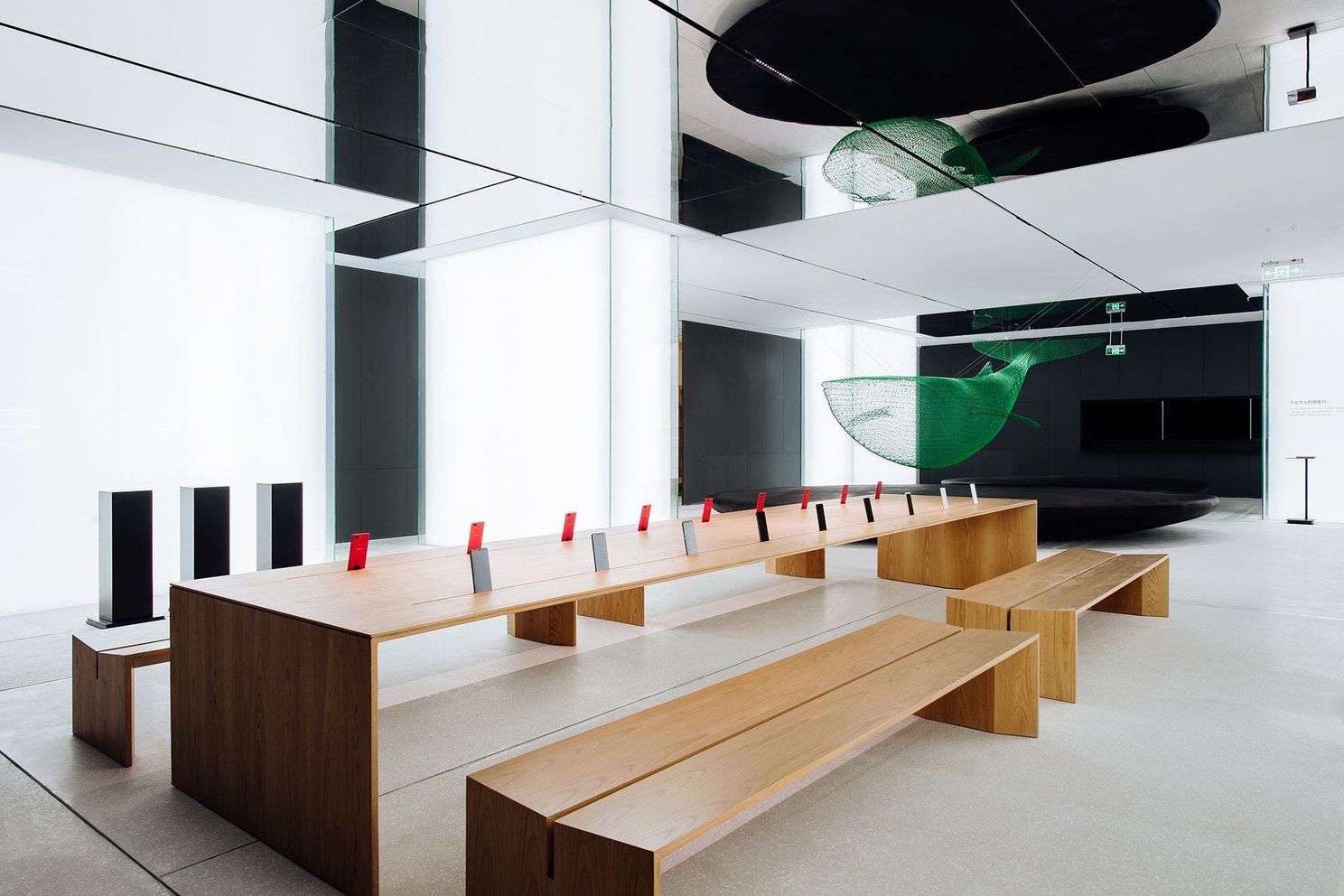 OPPO Officially Opens Its First Super Flagship Store In Shanghai