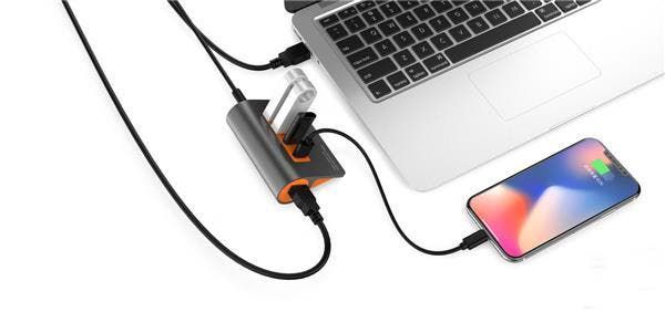 ORICO USB3.1 Gen2 full-featured HUB Shown In Photos
