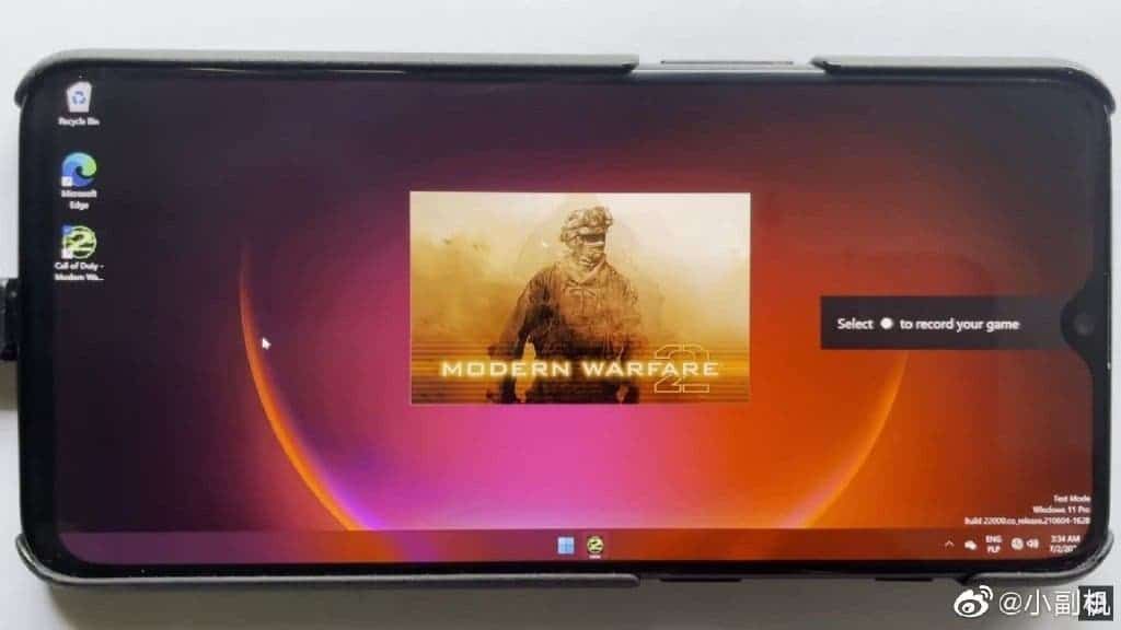 Here is the first smartphone that can run Android 11 and Windows 11