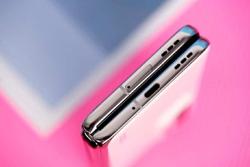 Oppo Find N foldable smartphone with a 7.1-inch 120Hz display released for $1200