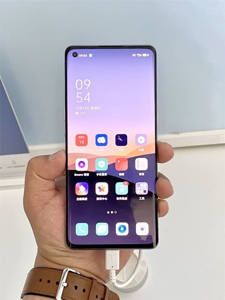 OPPO Reno 3 Pro 5G real images appear online