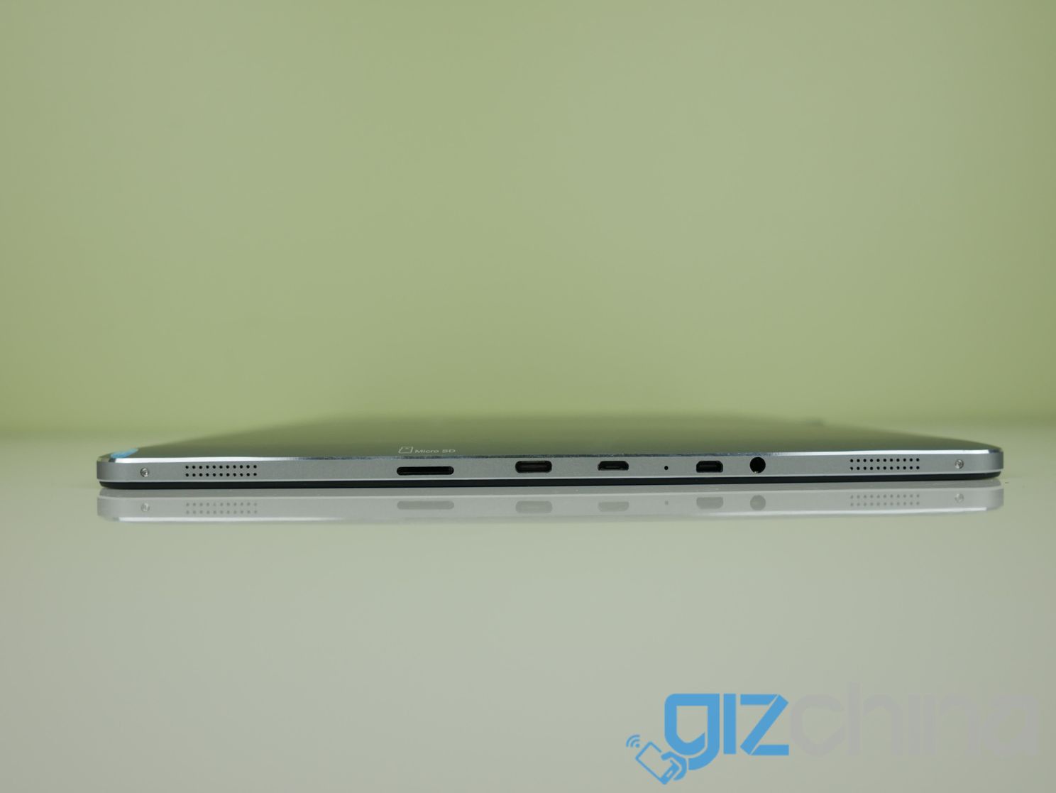 Chuwi Hi13 With 3K Retina Display Discounted to $339.99