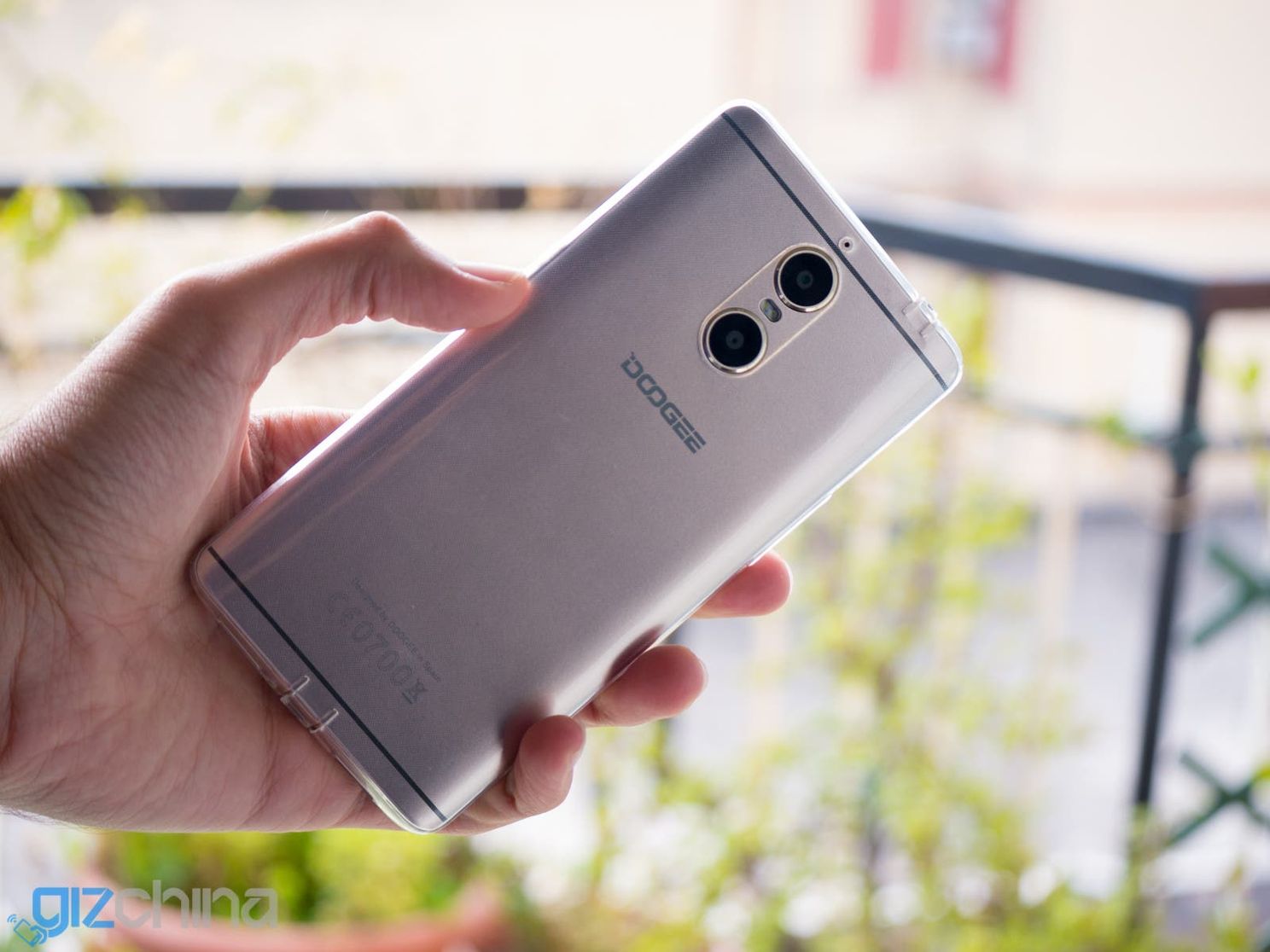 Doogee Shoot 1: Unboxing and First Impressions