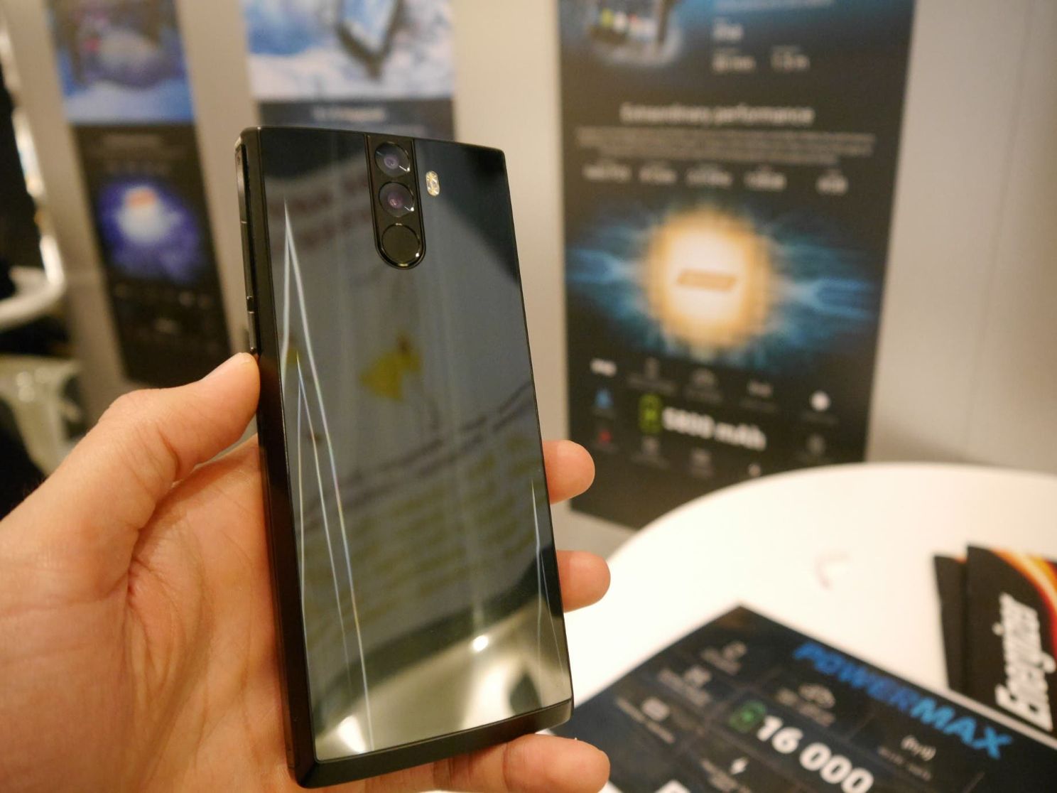 Hands-On with the 16,000mAh Battery Energizer® POWER MAX P16K Pro