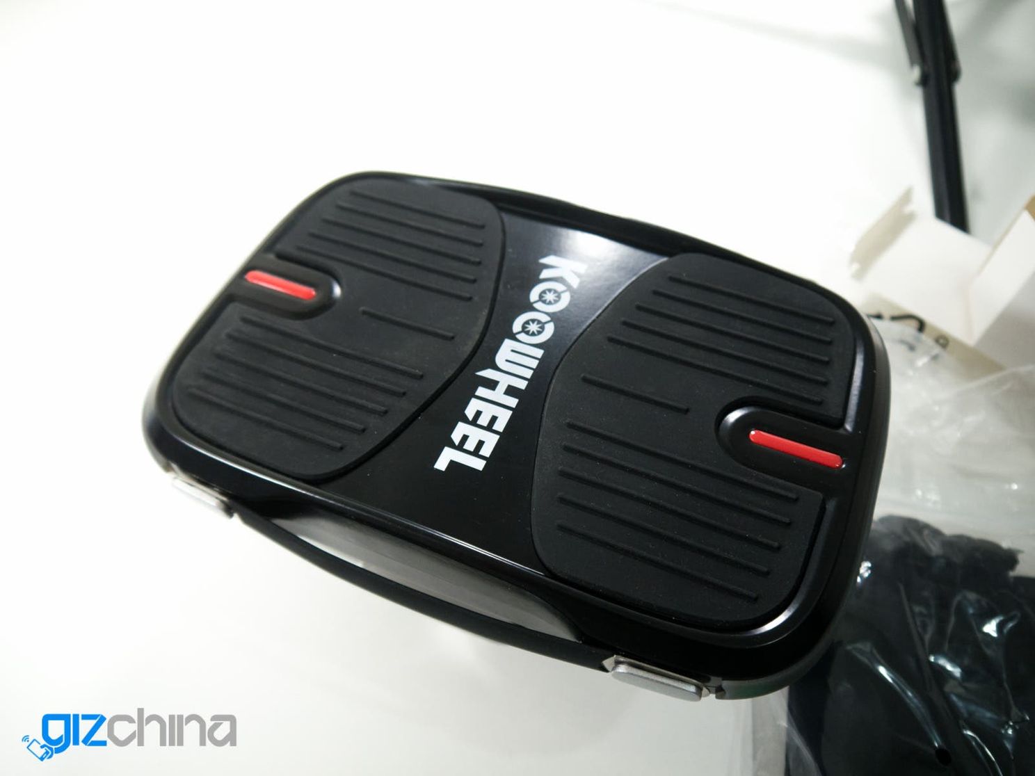 KOOWHEEL Hovershoes Review: Lots of Fun, Worth the Price