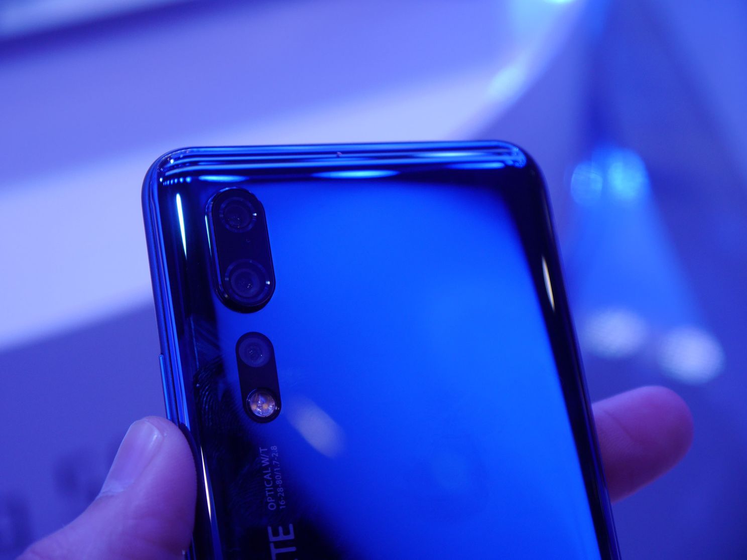 ZTE AXON 10 Pro Hands-On From MWC 2019