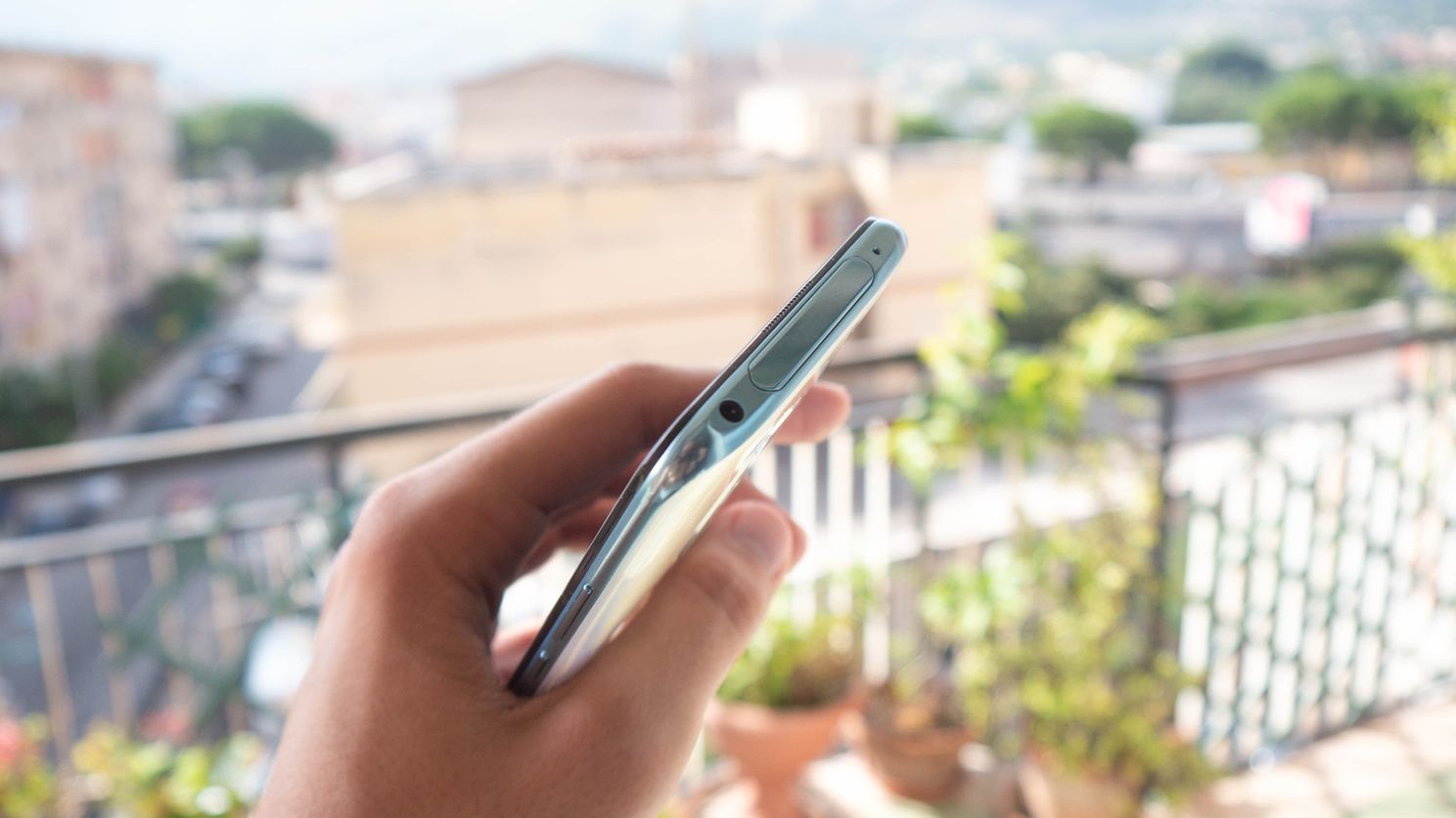 Vivo V17 Pro Review: Premium Mid-Range Camera Phone