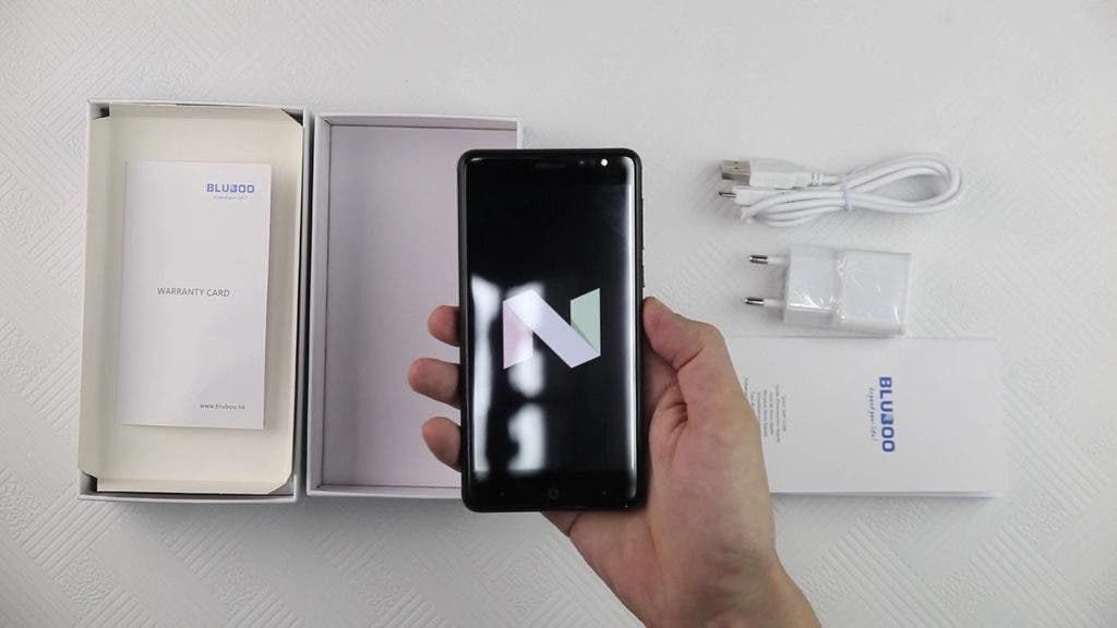 Cheap dual camera Bluboo D1 unboxing video released