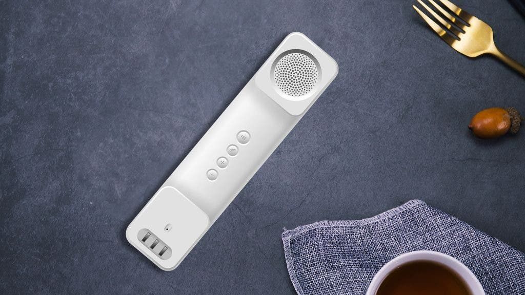 The world’s largest video phone Poptel V9 presales are live