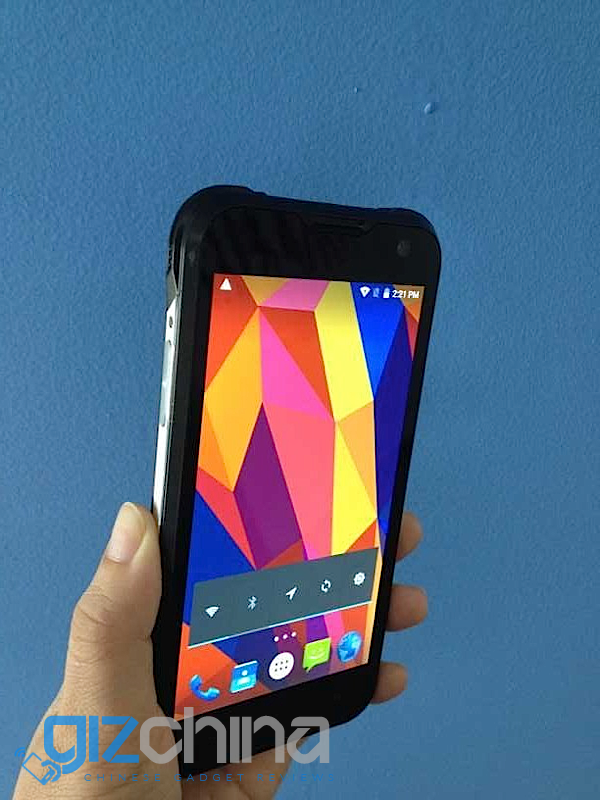 First real photos show rugged IP67 Blackview BV5000