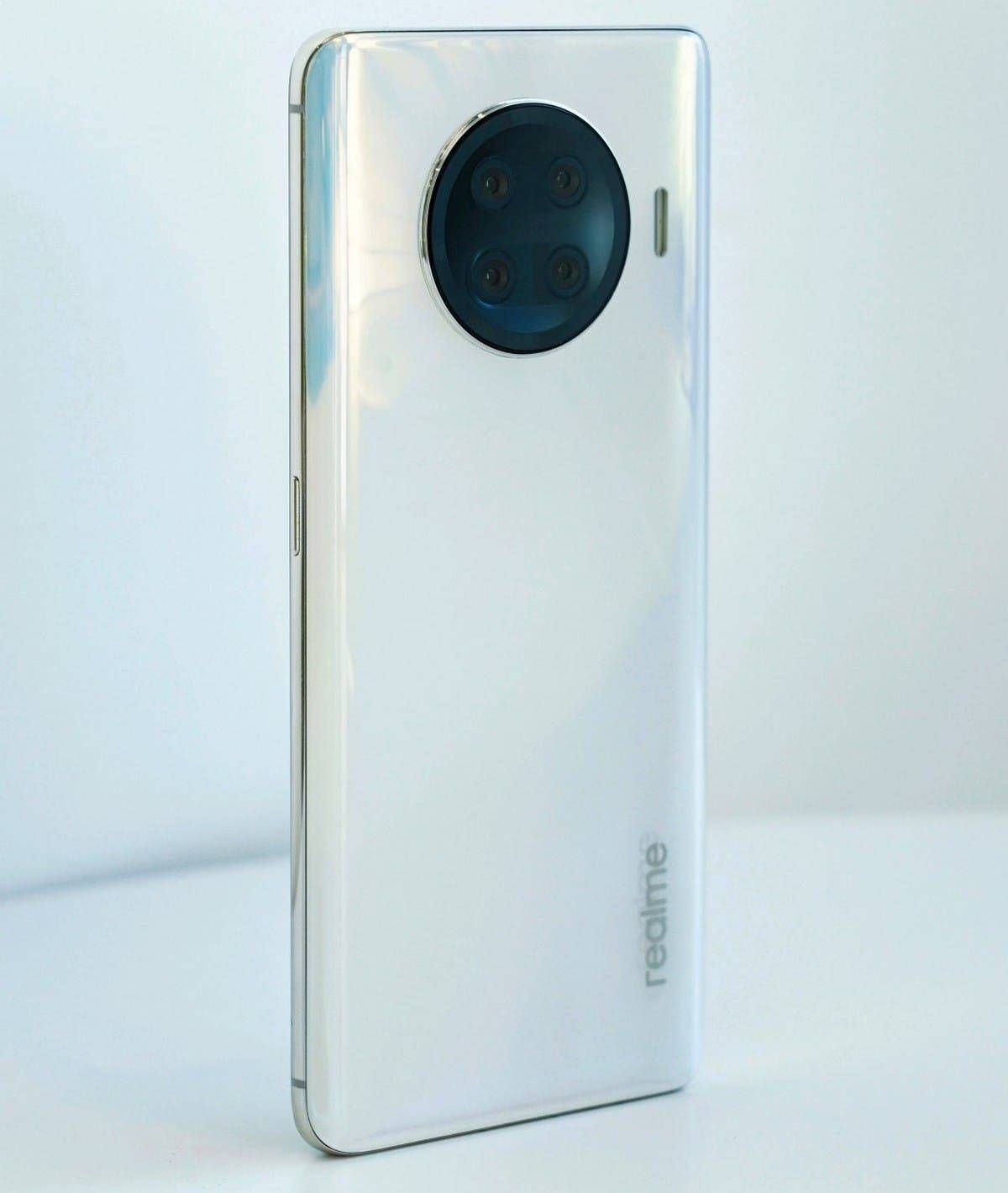 The world's first smartphone with 160 Hz screen will be released in February