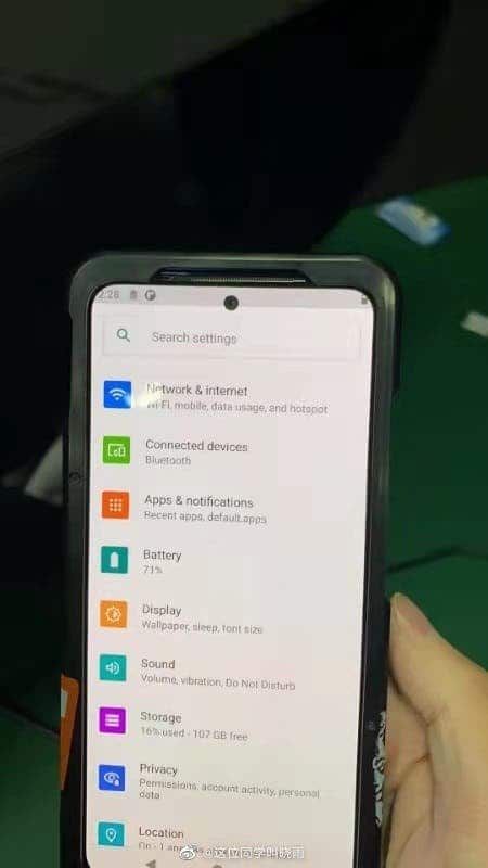 Redmi K40 series real image with a special camera design appears online