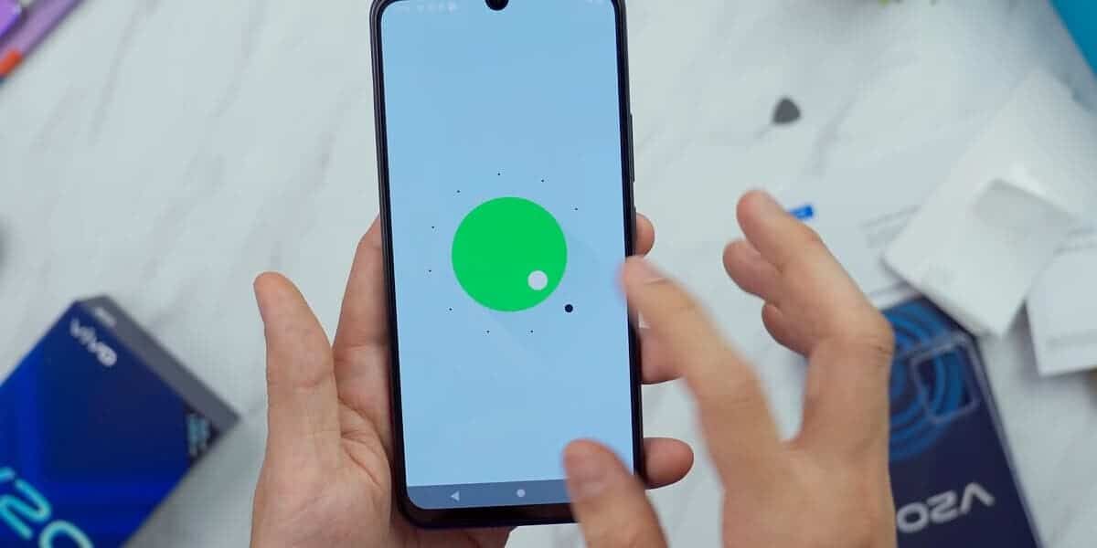 The first smartphone with Android 11 out of the box will be the Vivo V20