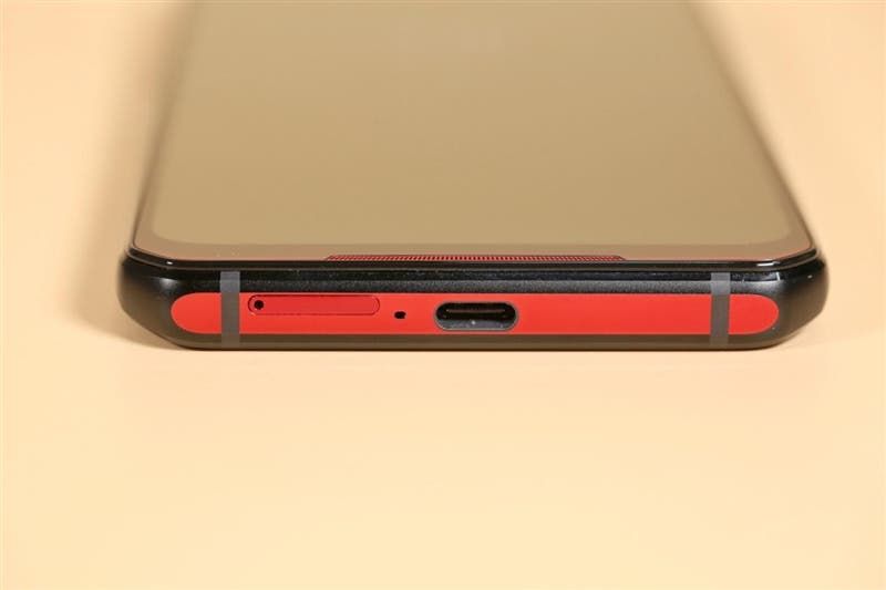 Lenovo Legion Pro (Duel) announced: the first SD865+ gaming phone