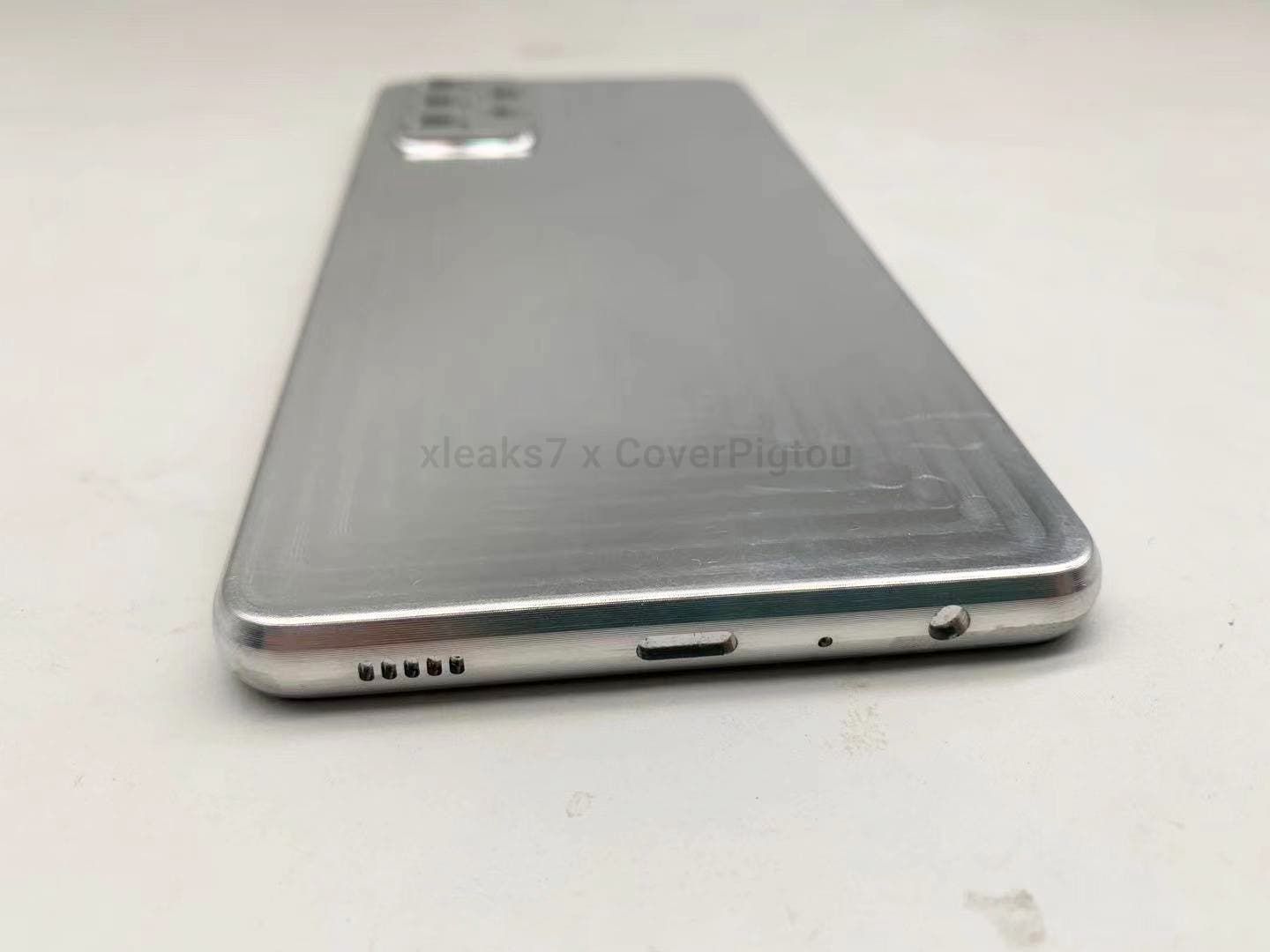 A look at the design and dimensions of the upcoming Galaxy A72