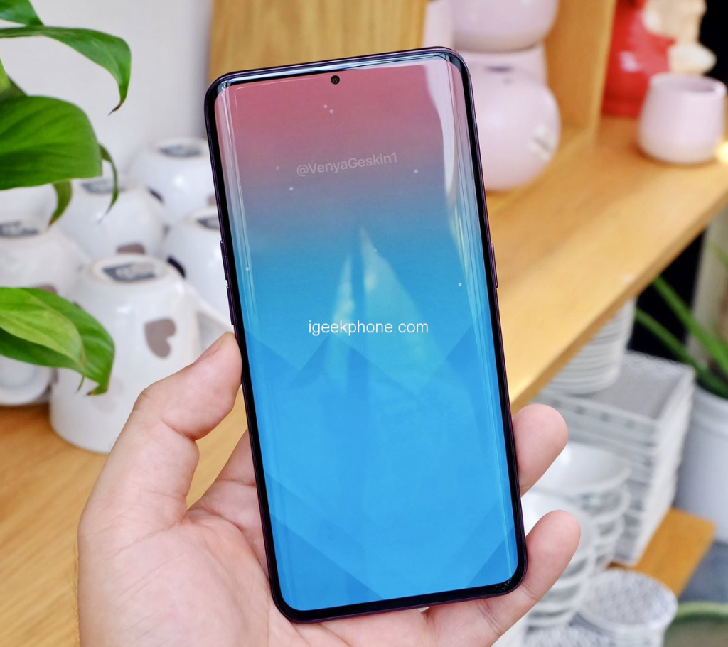 Leaked Samsung curved screen tech to cost the company $5.8 billion
