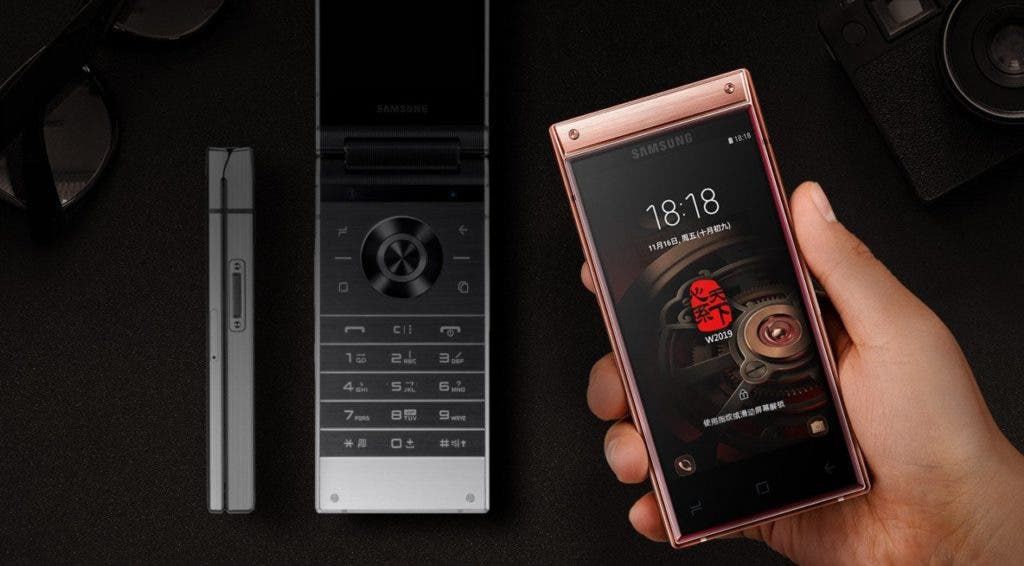 Samsung announce its W2019 flip phone with dual screens and dual cameras