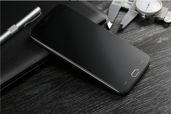 Doogee Y200 camera gives respectable performance due to aperture and software