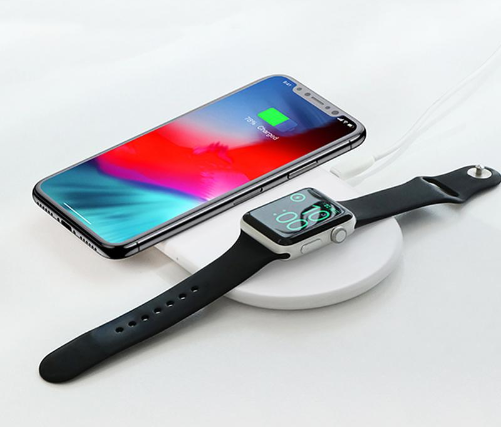 Reports indicate that the next iPhone will boast PowerShare feature