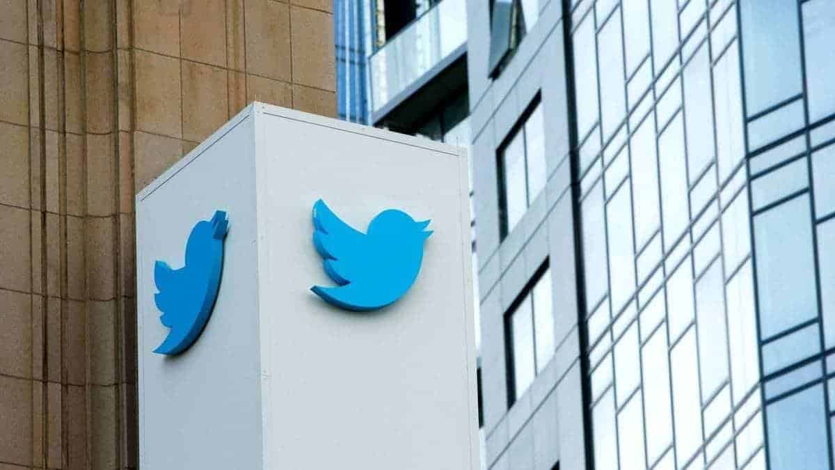 Former Twitter Head of Security Reveals The Company's Vulnerabilities