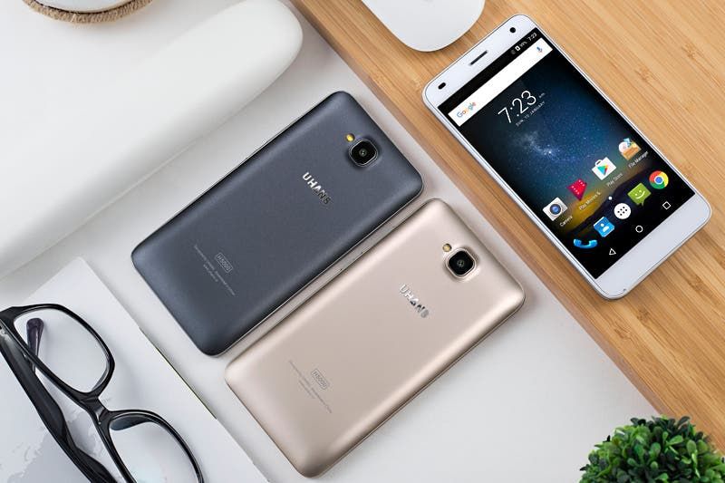 Uhans boast how the H5000 can handle more than 30 apps at once!