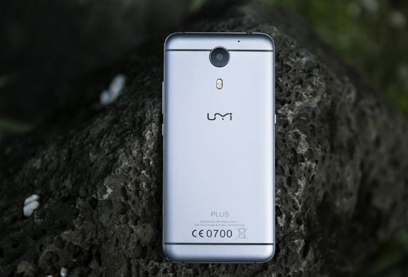 UMI Plus assumes the role of a budget flagship