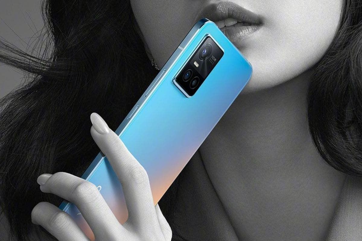 Vivo S12 Pro Live Images Reveal Presence of Notch, Curved Display