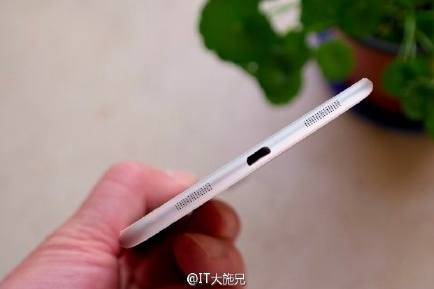 Unlikely renders of the Vivo Xplay 5S published