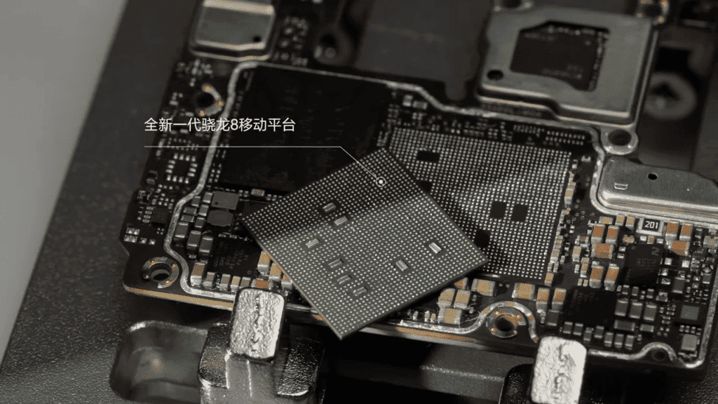 Xiaomi 12 disassembly - see the hardware stacking of this device