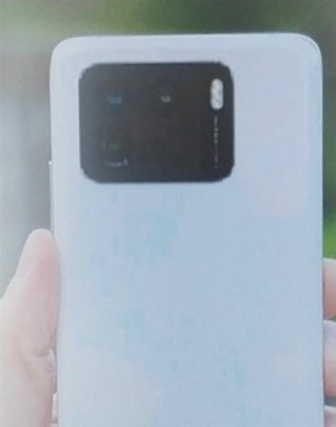 The first potential live photo of the Xiaomi Mi 11 Pro has appeared