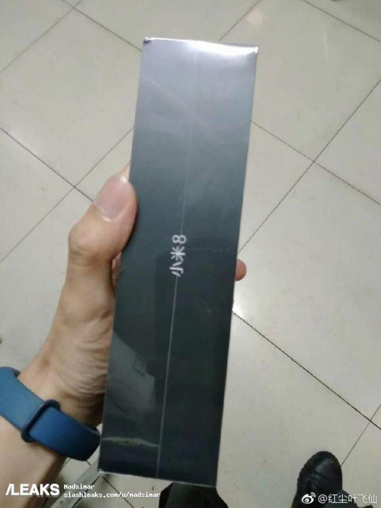Xiaomi Mi 8 - World's First Dual-Frequency GPS Smartphone