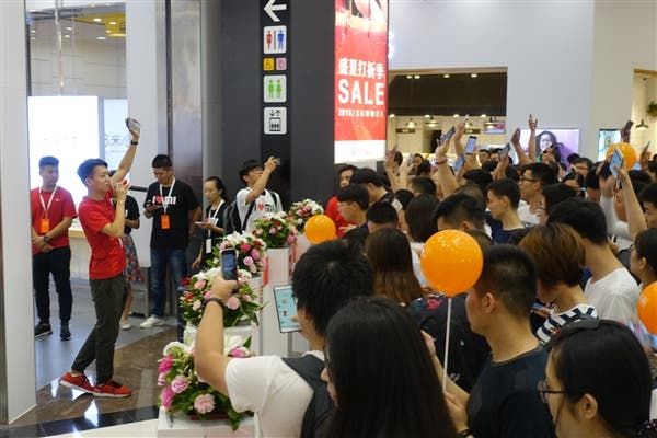 Xiaomi Opens The Largest Mi Store In The Beijing Area