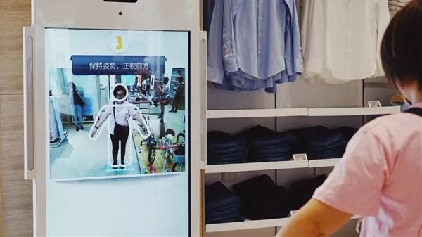 Xiaomi Opens A Flagship Store In Nanjing