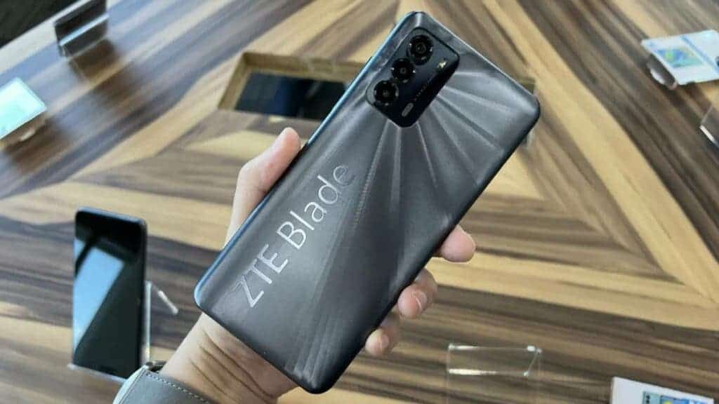 ZTE Blade V40 Vita Launched In Malaysia, Pre-Order Starts Mid-June