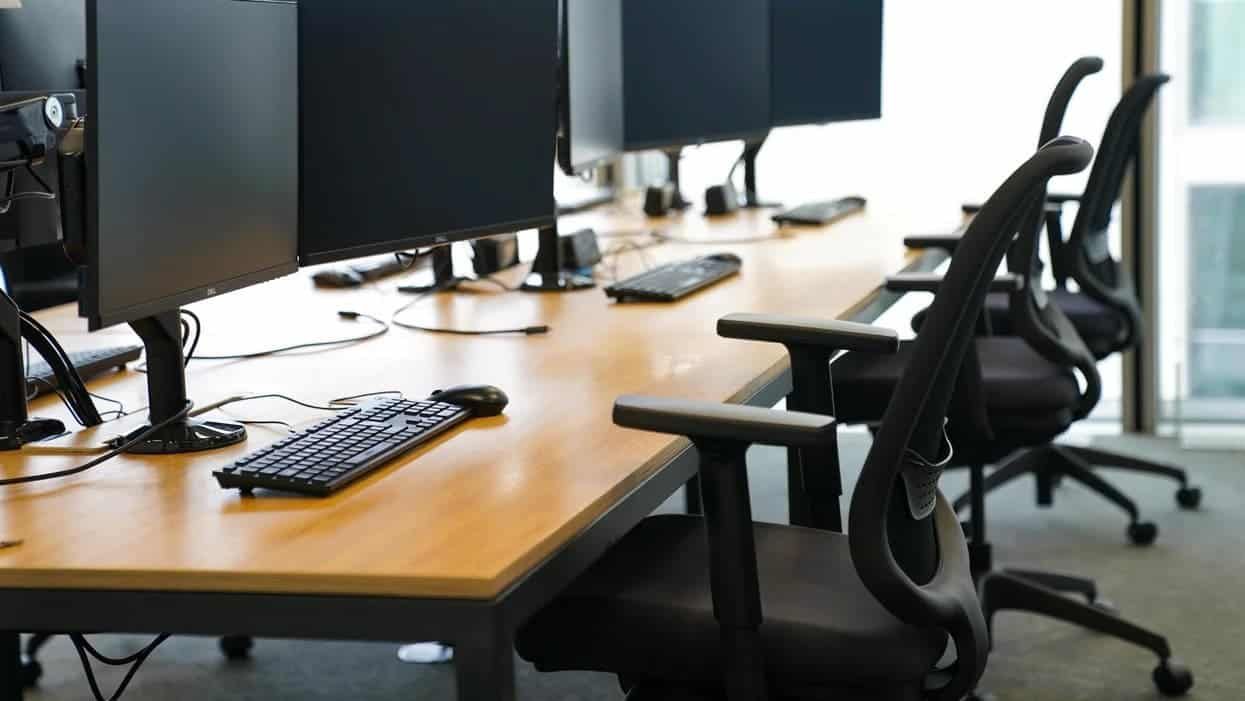 Why Big Tech Companies Have Difficulty When Laying Off People