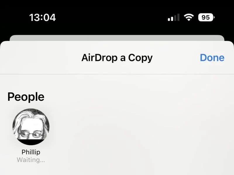 Two More iPhone 14 Bugs: Camera Loads Slowly and AirDrop Doesn't Work
