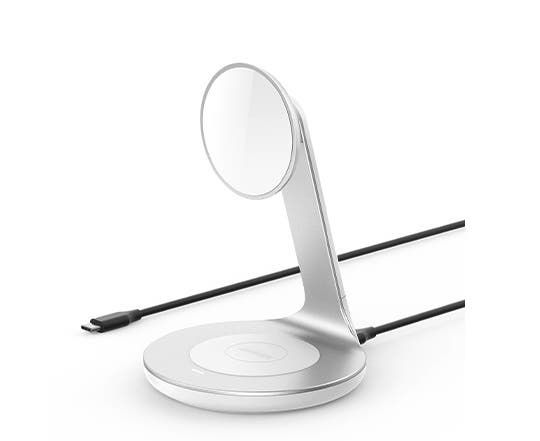 Anker two-in-one magnetic wireless charger released for $50