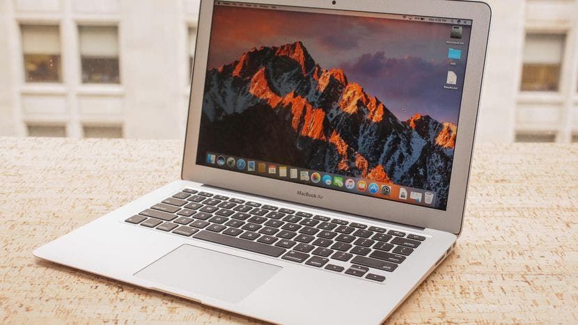 Entry-Level Apple MacBook To Hit 4 Million Shipments In 2018