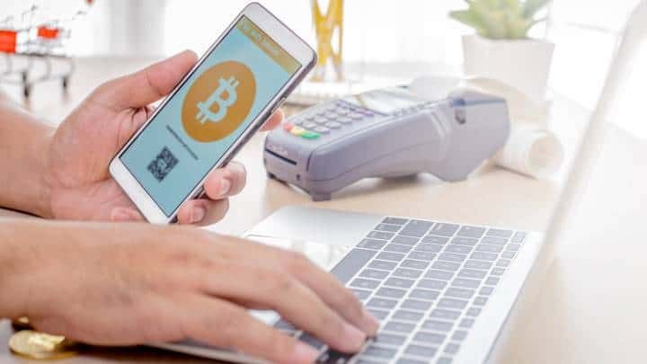 Amazon Denies Rumors As It Would Accept Bitcoin Payments Soon