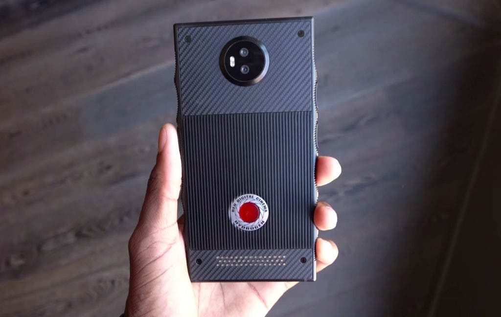 Super Camera smartphone RED Hydrogen One gets Wi-Fi certification