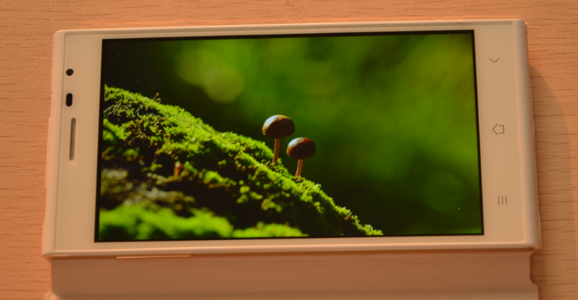 Sponsored: Axgio Marks Down HD 4-core smartphone Neon N1 to under $100