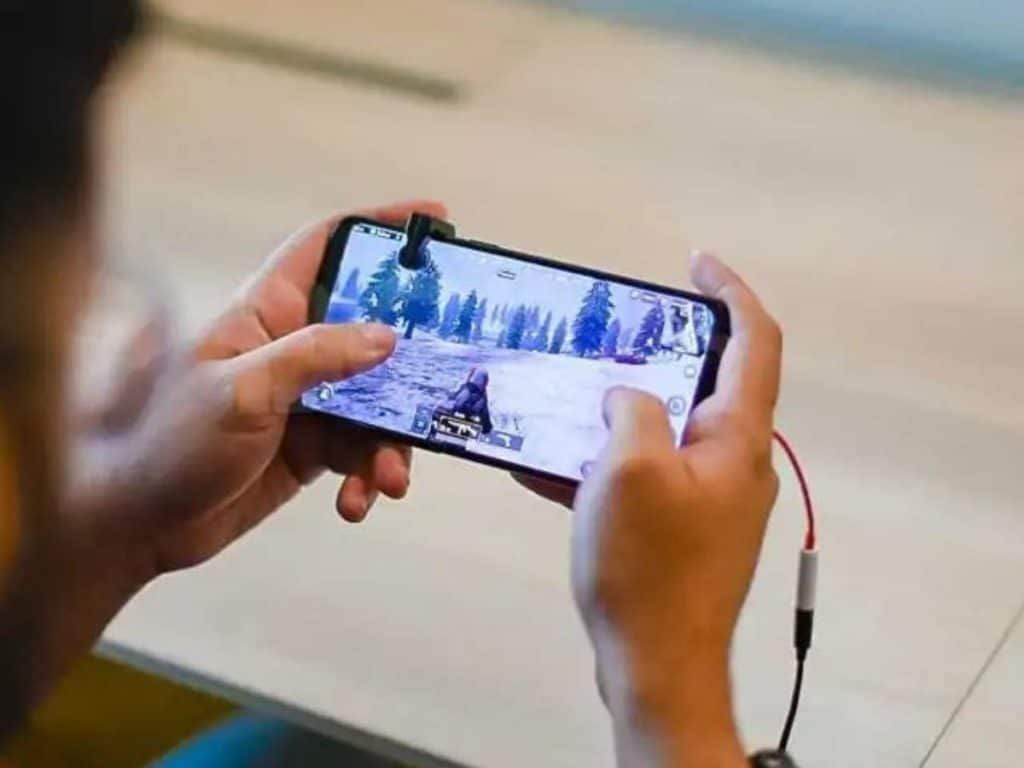Top 4 common charging habits that we need to stop IMMEDIATELY