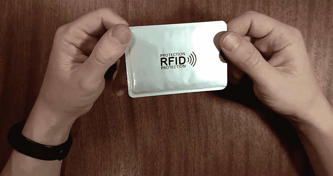 Why Some Russians Wrap Bank Cards in Foil