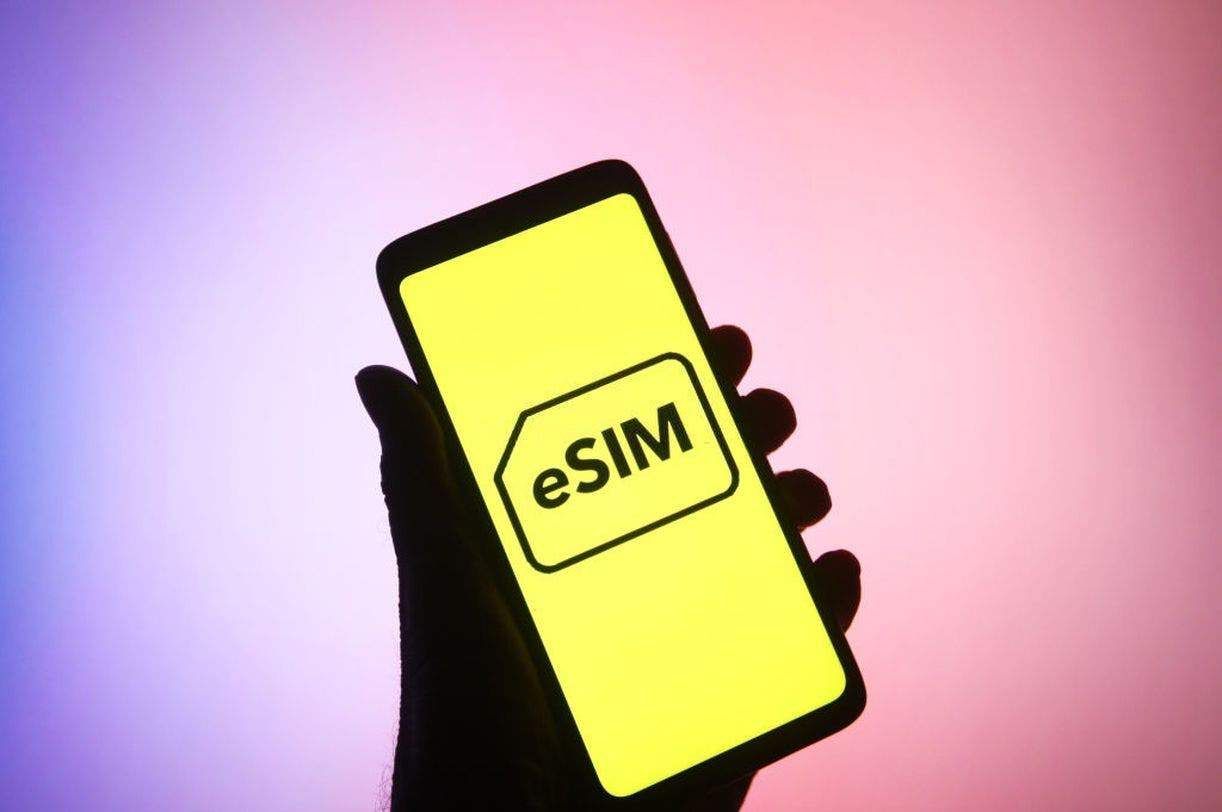 The eSIM era begins: the iPhone 14 has no physical SIM in the US